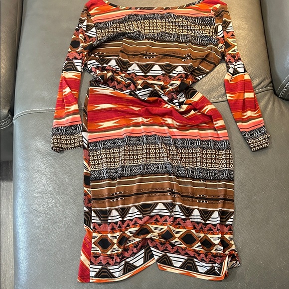 ROCK 47 by Wrangler Tribal Patterned Dress in Red and Brown, size M. EUVC - Picture 5 of 5